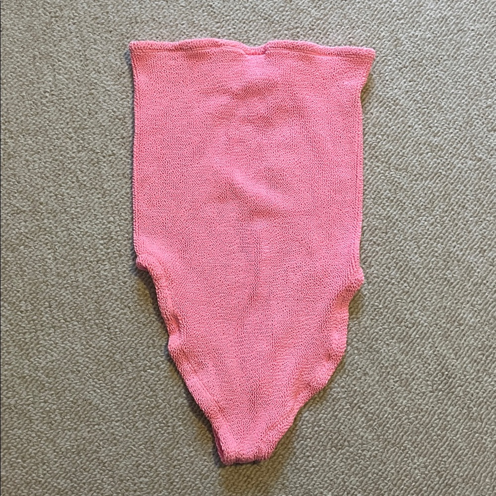 Hunza G Pink One Piece Swimsuit - Picture 3 of 5